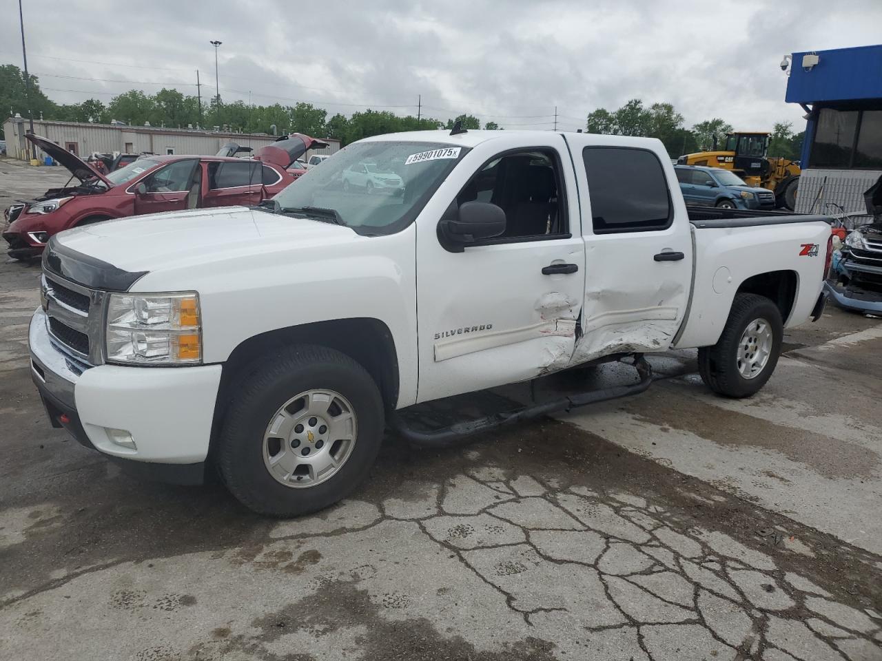 CHEVROLET SILVERADO 2011