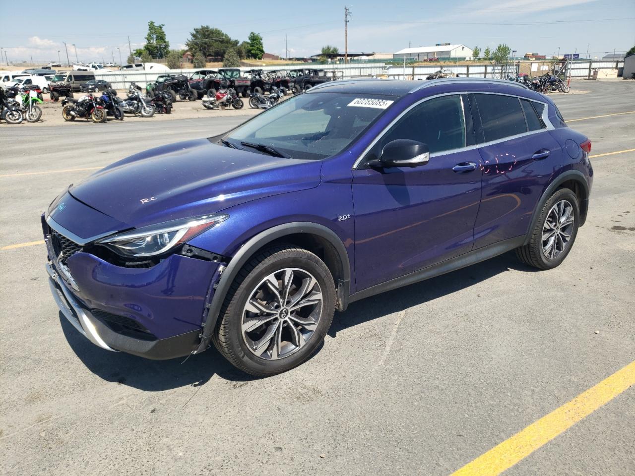 INFINITI QX30 BASE 2017