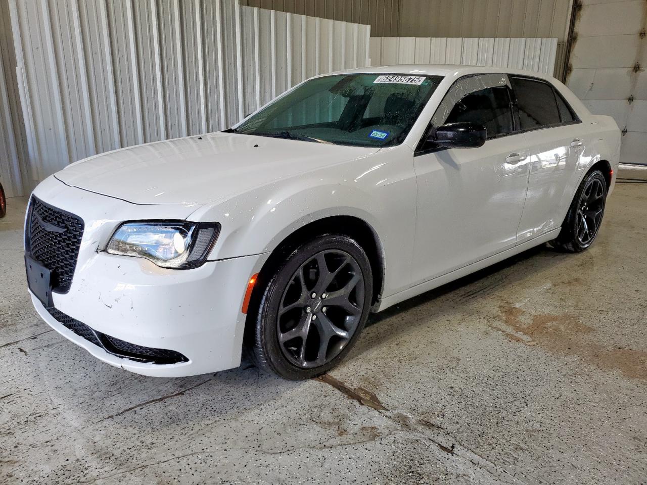 CHRYSLER 300 TOURIN 2021