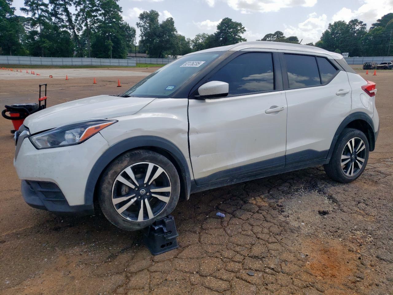NISSAN KICKS S 2019