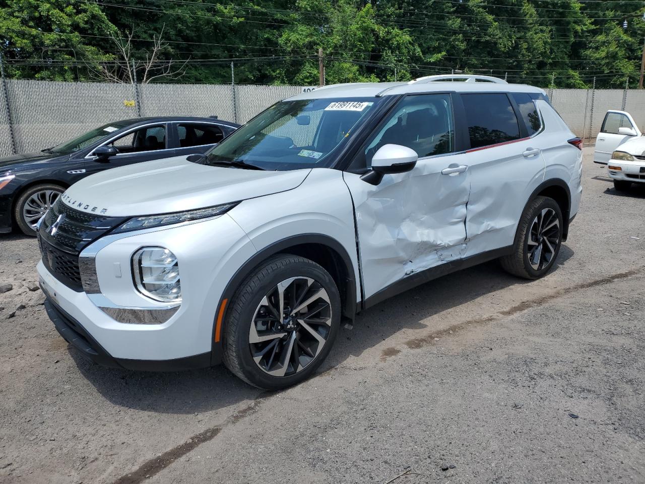 MITSUBISHI OUTLANDER 2022
