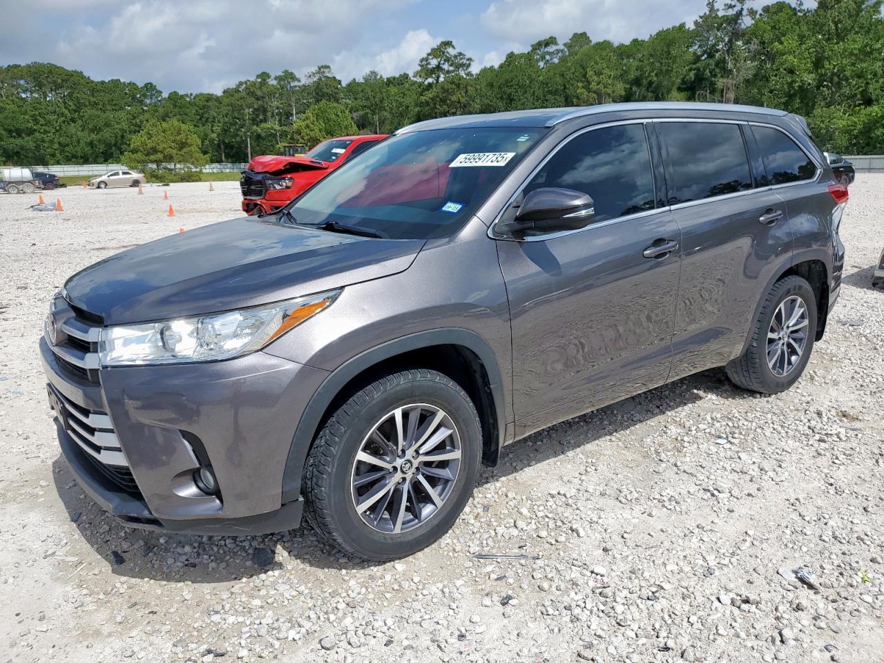 TOYOTA HIGHLANDER 2018