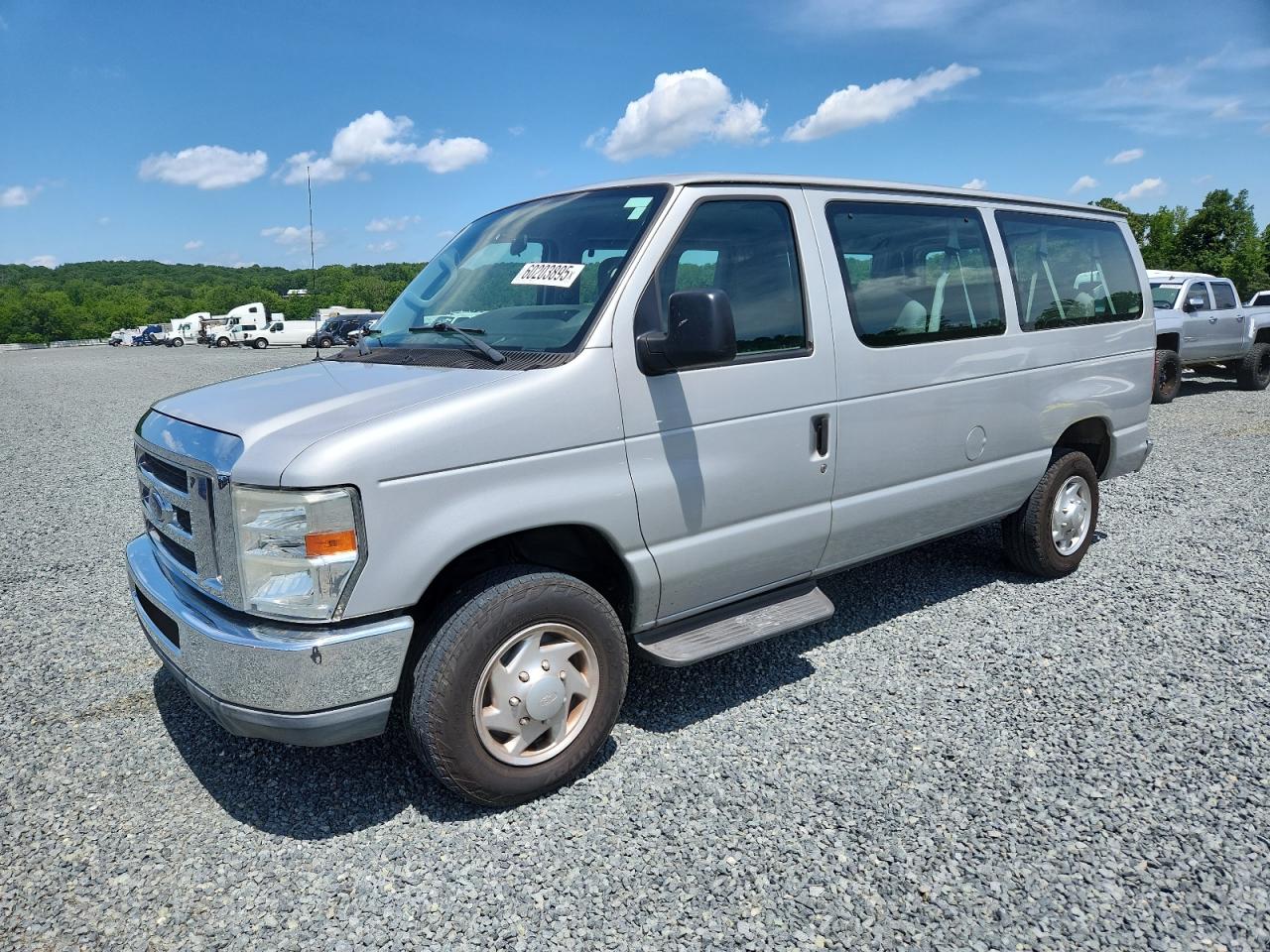 FORD ECONOLINE 2011