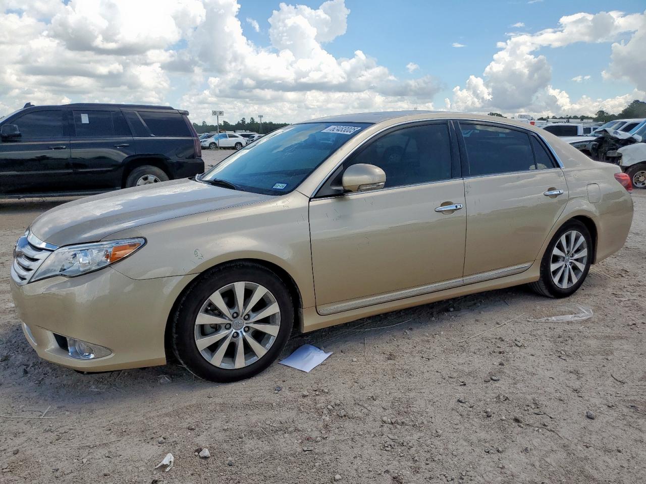 TOYOTA AVALON BAS 2011