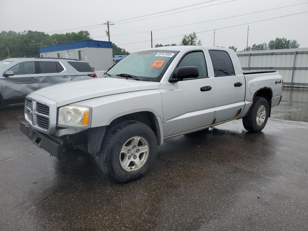 DODGE DAKOTA QUA 2005