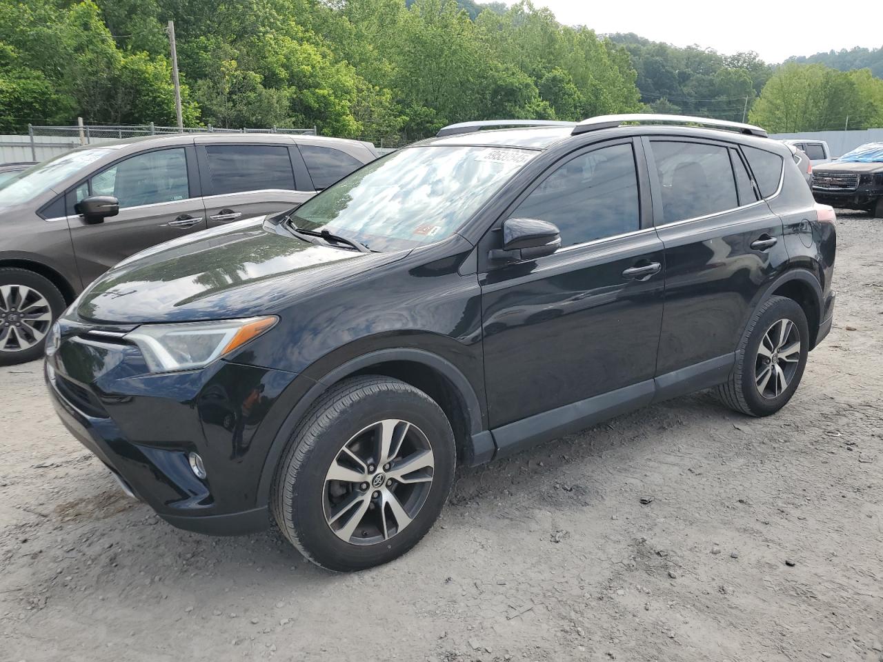 TOYOTA RAV4 XLE 2016