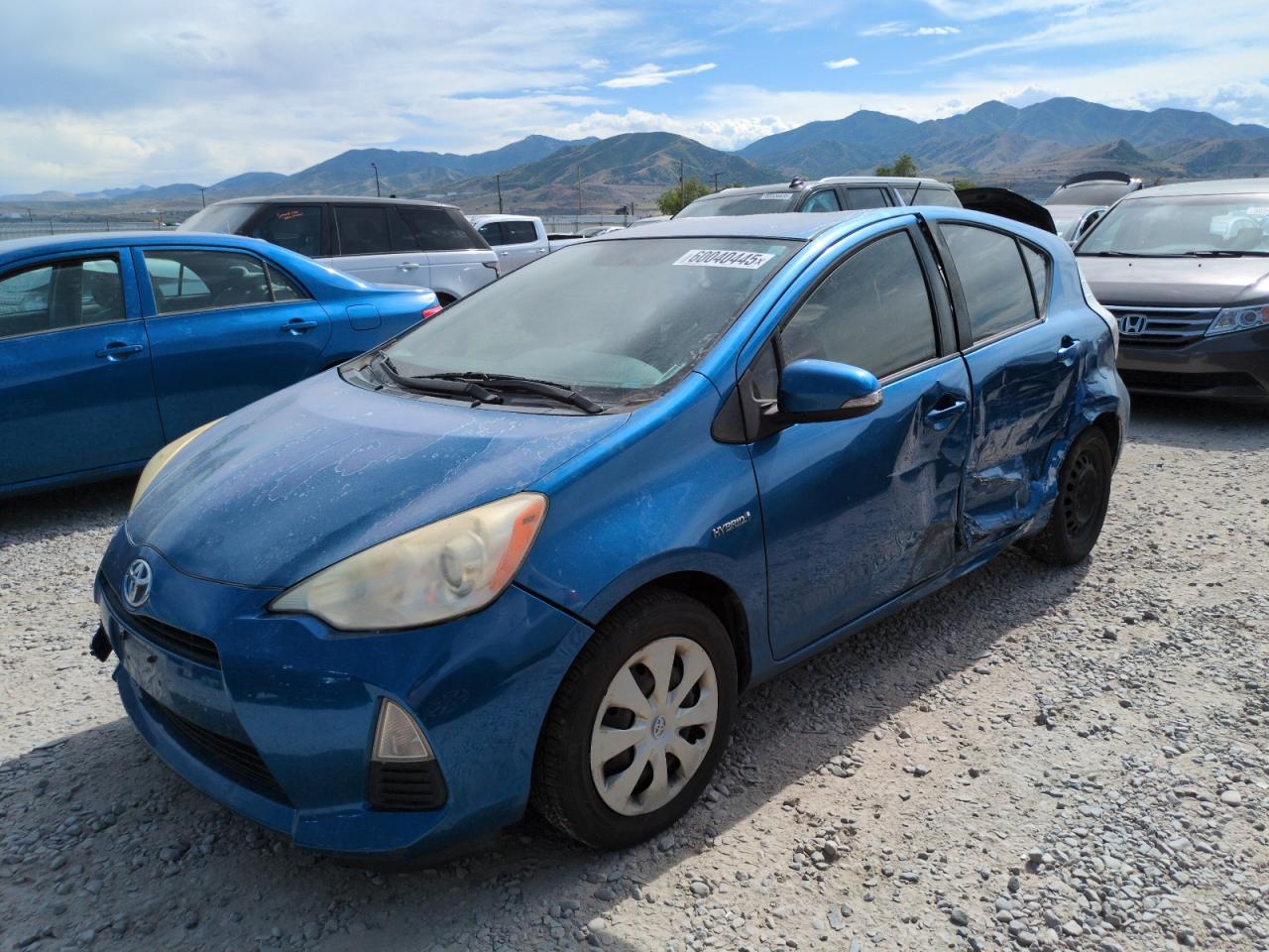 TOYOTA PRIUS C 2013