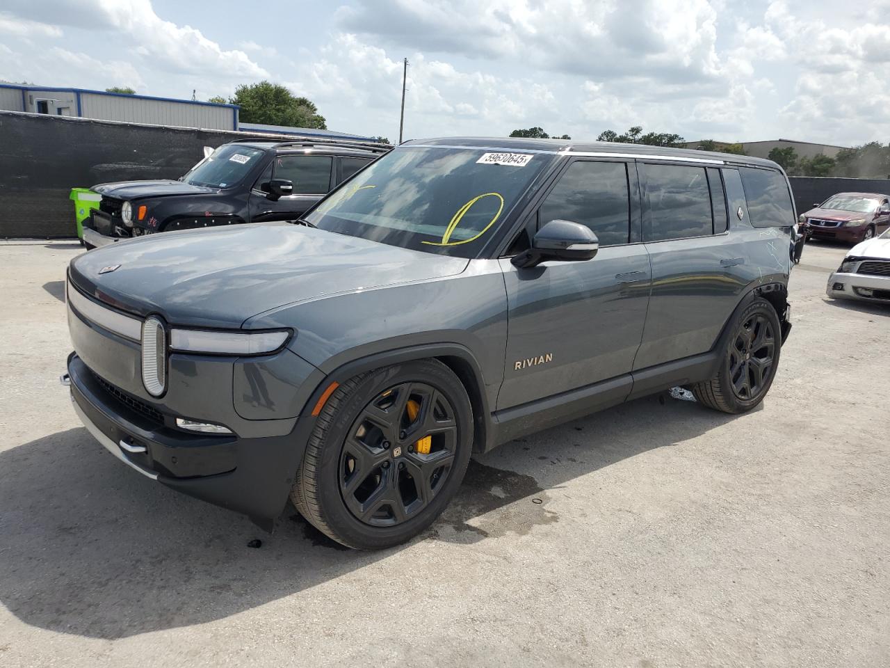 RIVIAN R1S ADVENT 2023