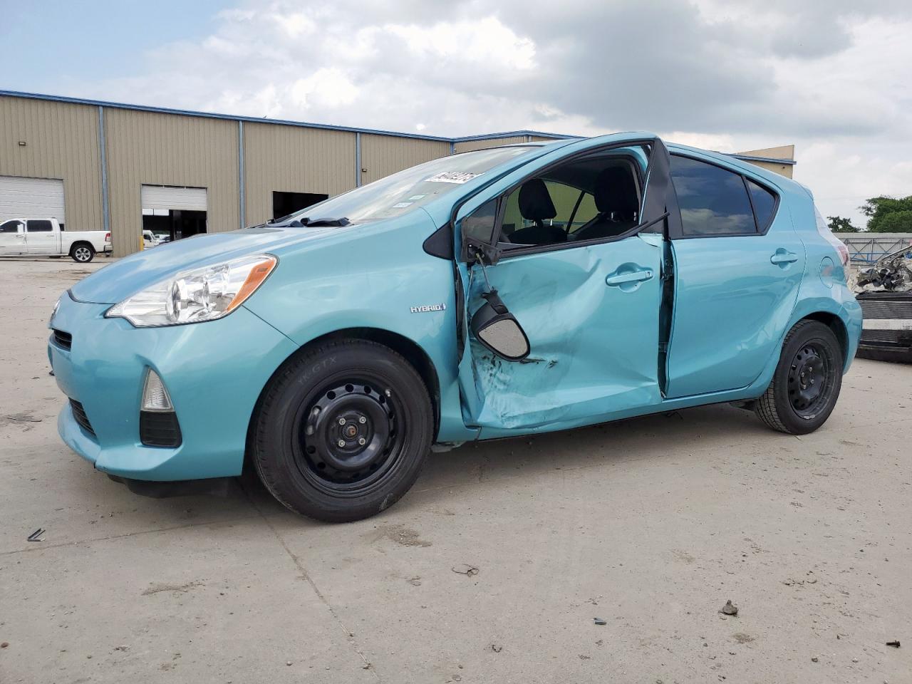 TOYOTA PRIUS C 2014