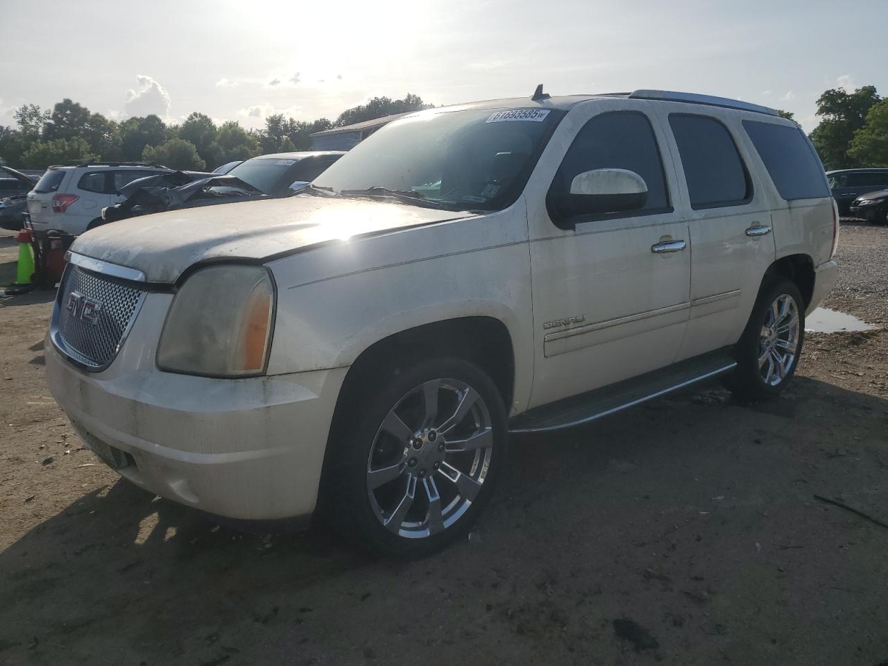 GMC YUKON DENA 2011