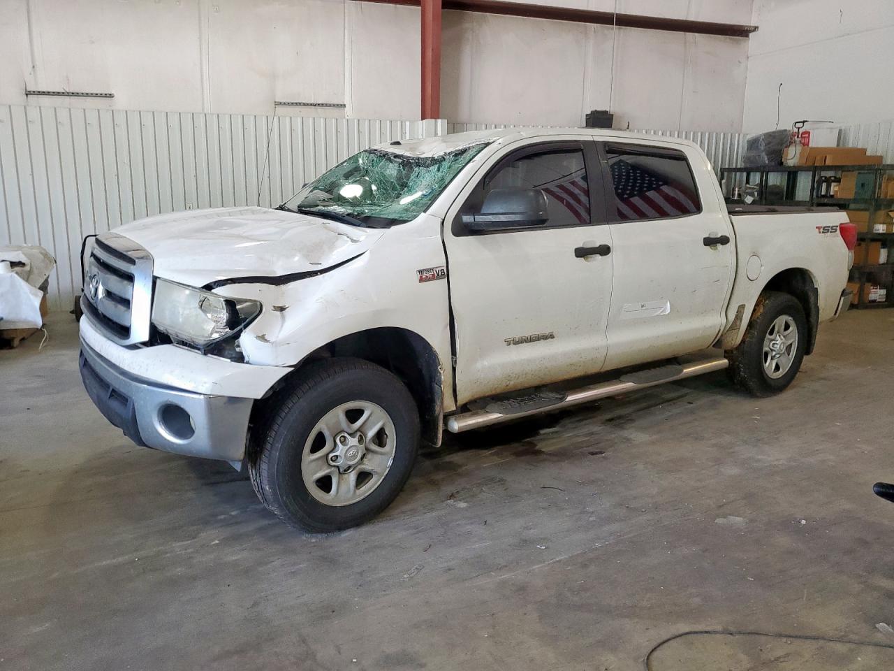 TOYOTA TUNDRA CRE 2013