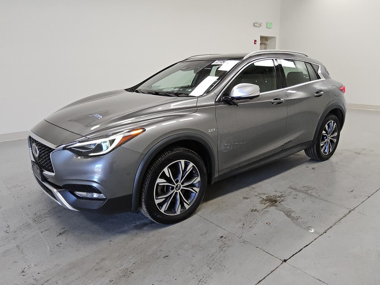INFINITI QX30 BASE 2018