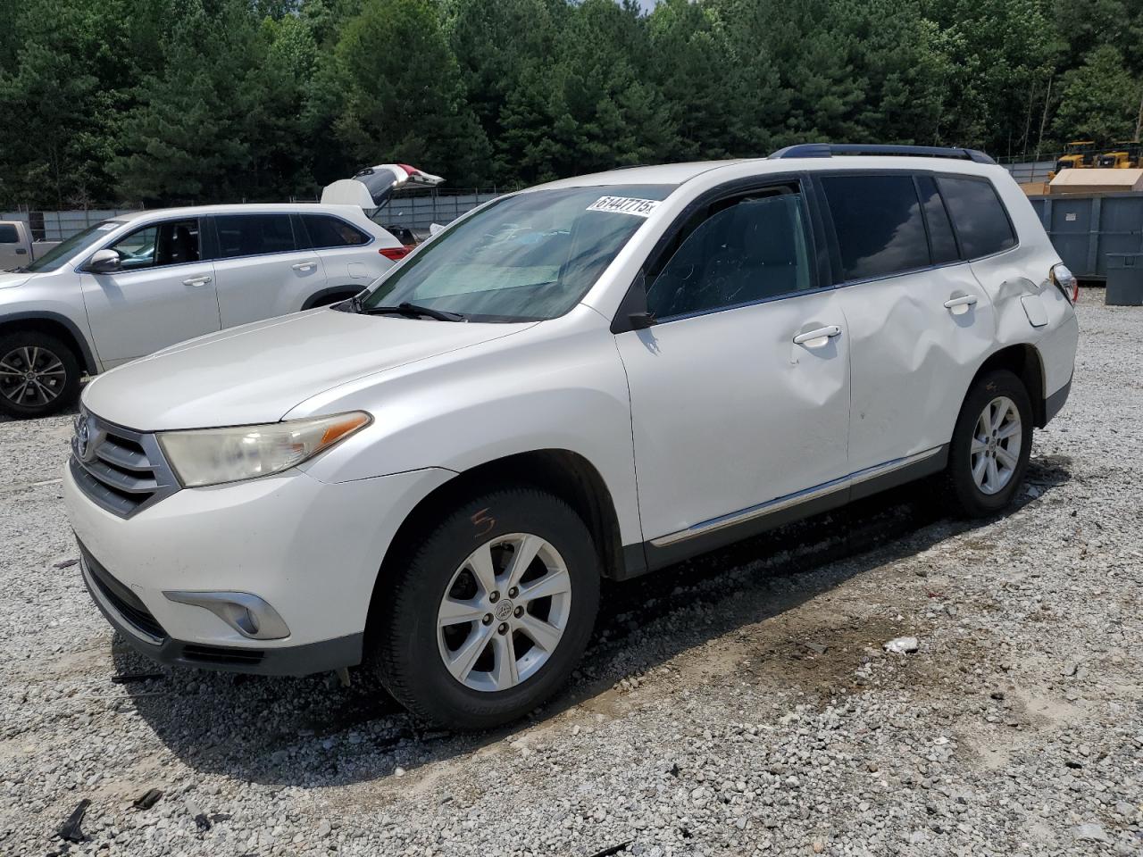 TOYOTA HIGHLANDER 2011