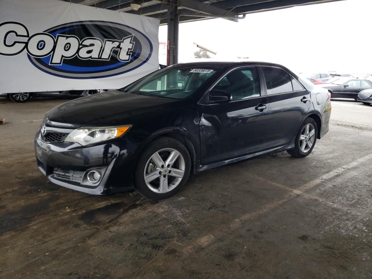 TOYOTA CAMRY BASE 2012
