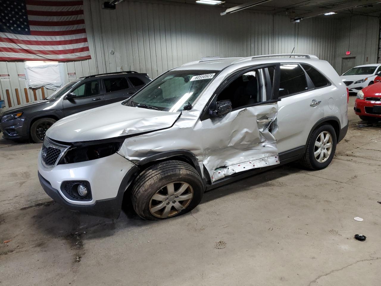 KIA SORENTO LX 2013