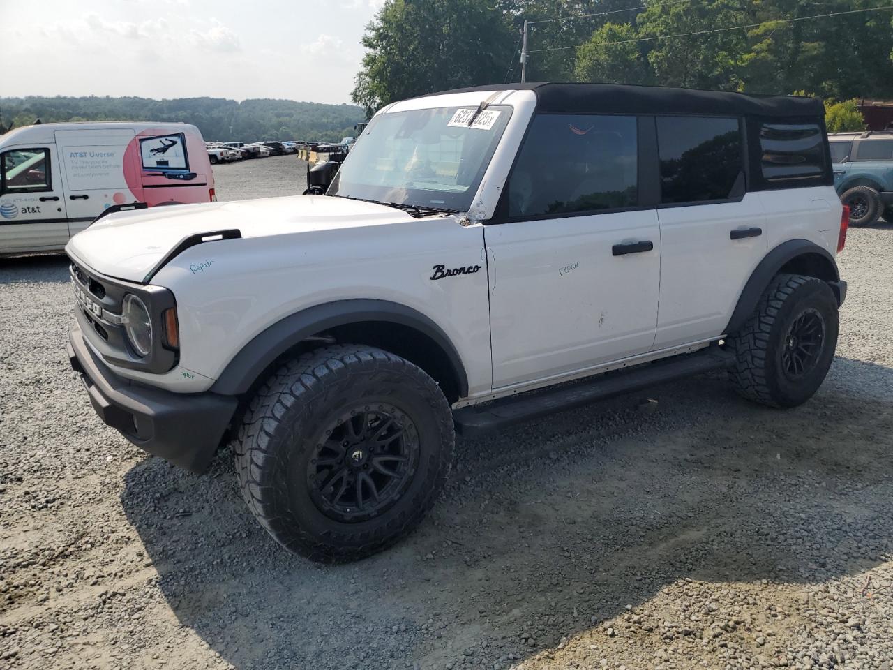 FORD BRONCO BAS 2023