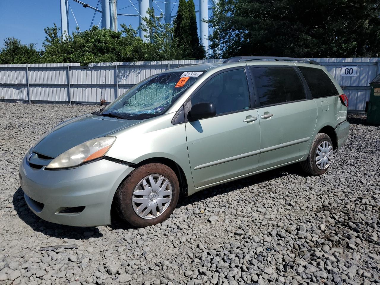TOYOTA SIENNA CE 2009