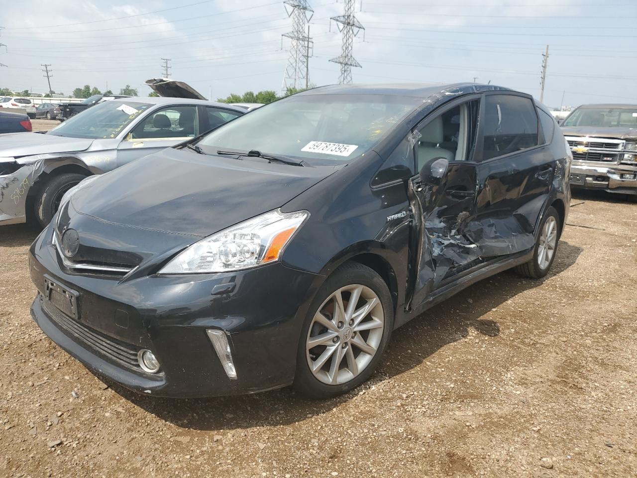 TOYOTA PRIUS V 2014