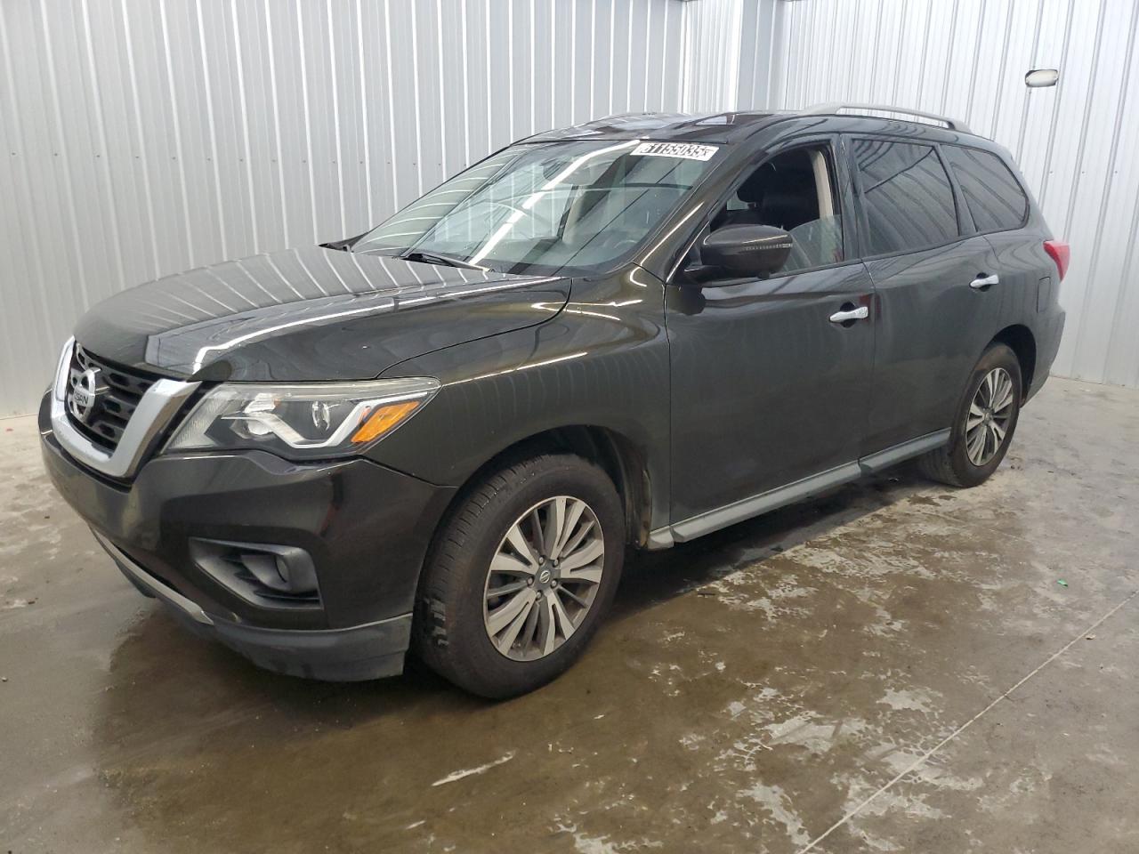 NISSAN PATHFINDER 2017