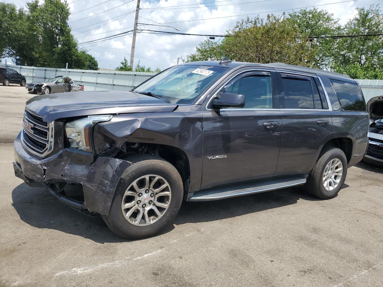 GMC YUKON SLT 2017