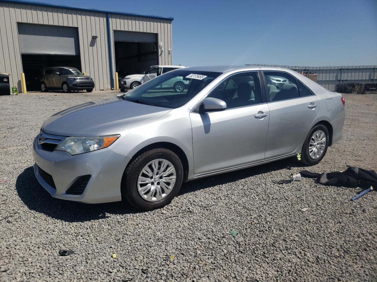 TOYOTA CAMRY BASE 2012
