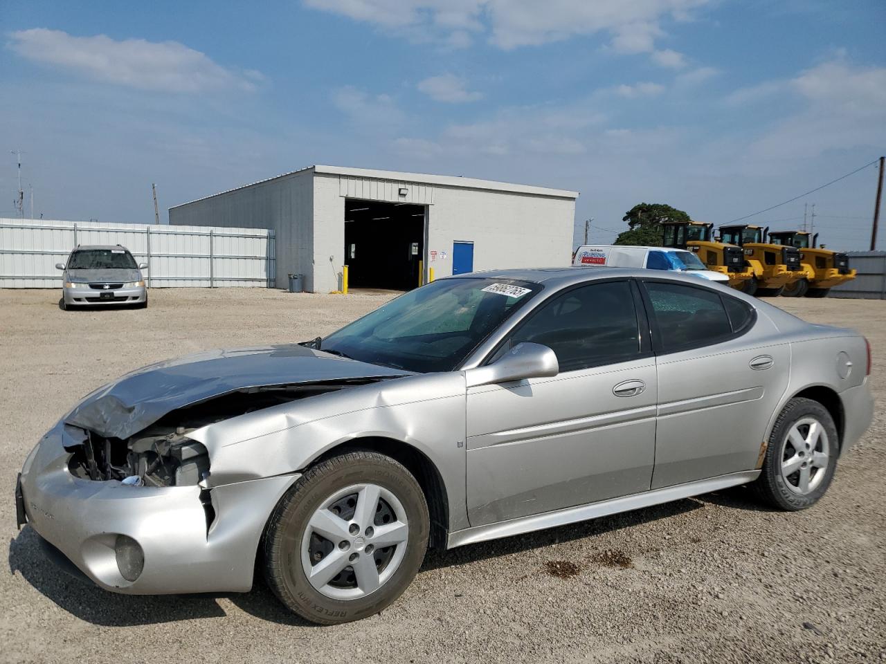 PONTIAC GRAND PRIX 2008