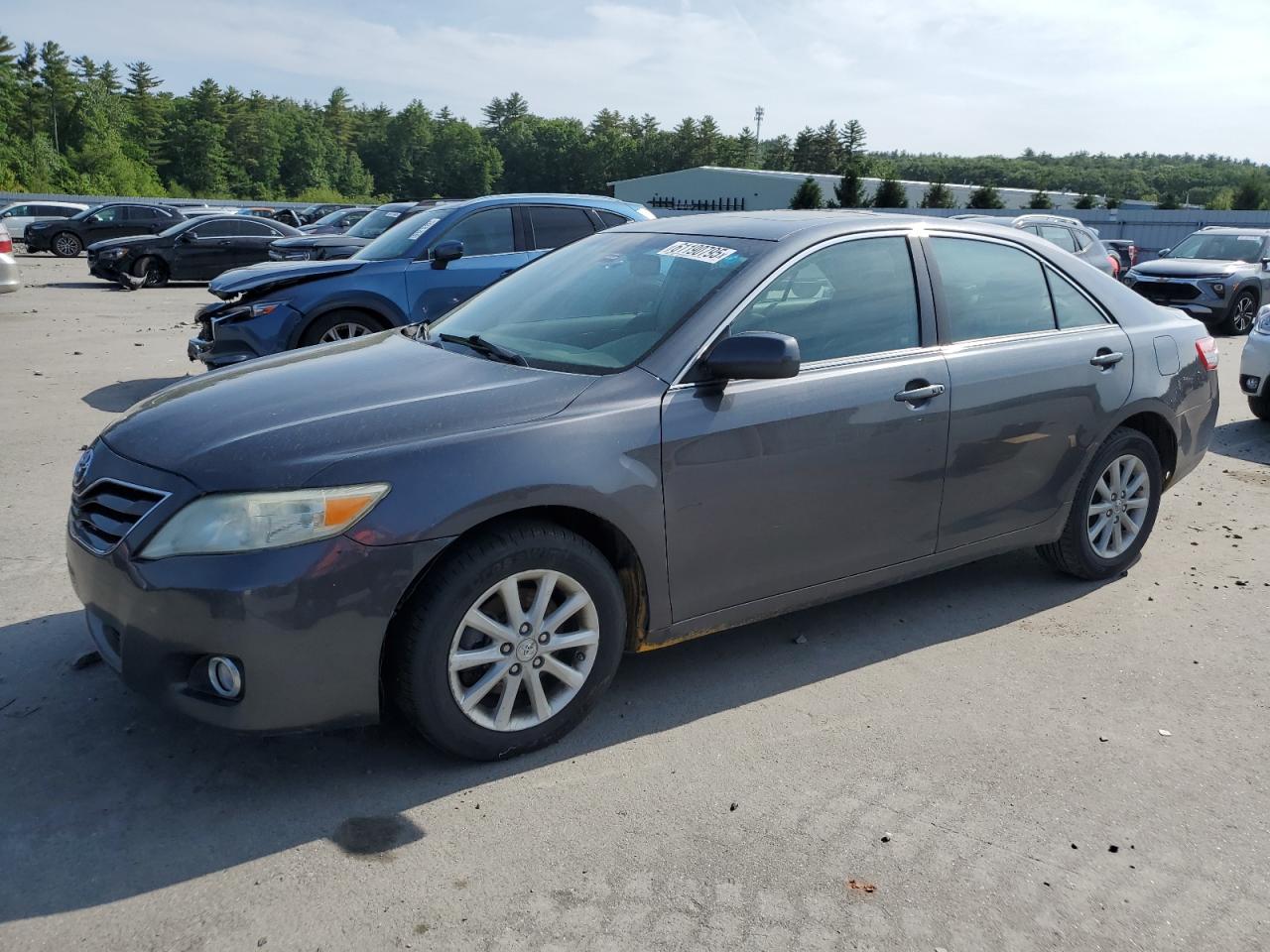 TOYOTA CAMRY BASE 2011