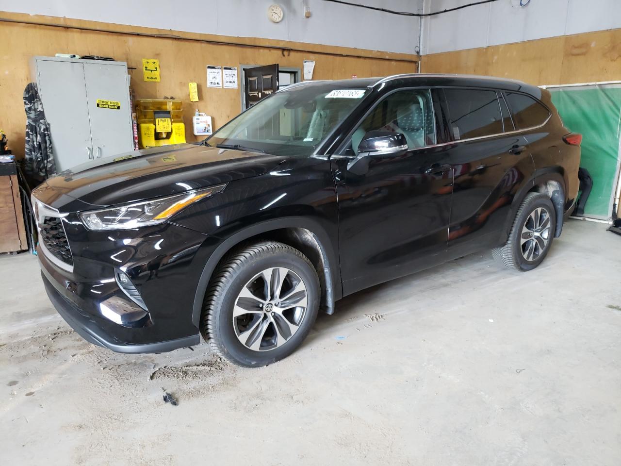 TOYOTA HIGHLANDER 2021