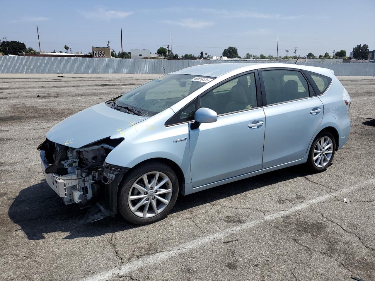TOYOTA PRIUS V 2012
