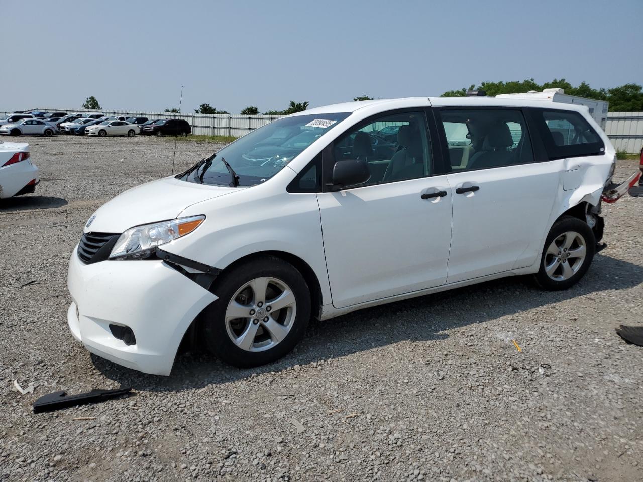 TOYOTA SIENNA 2013