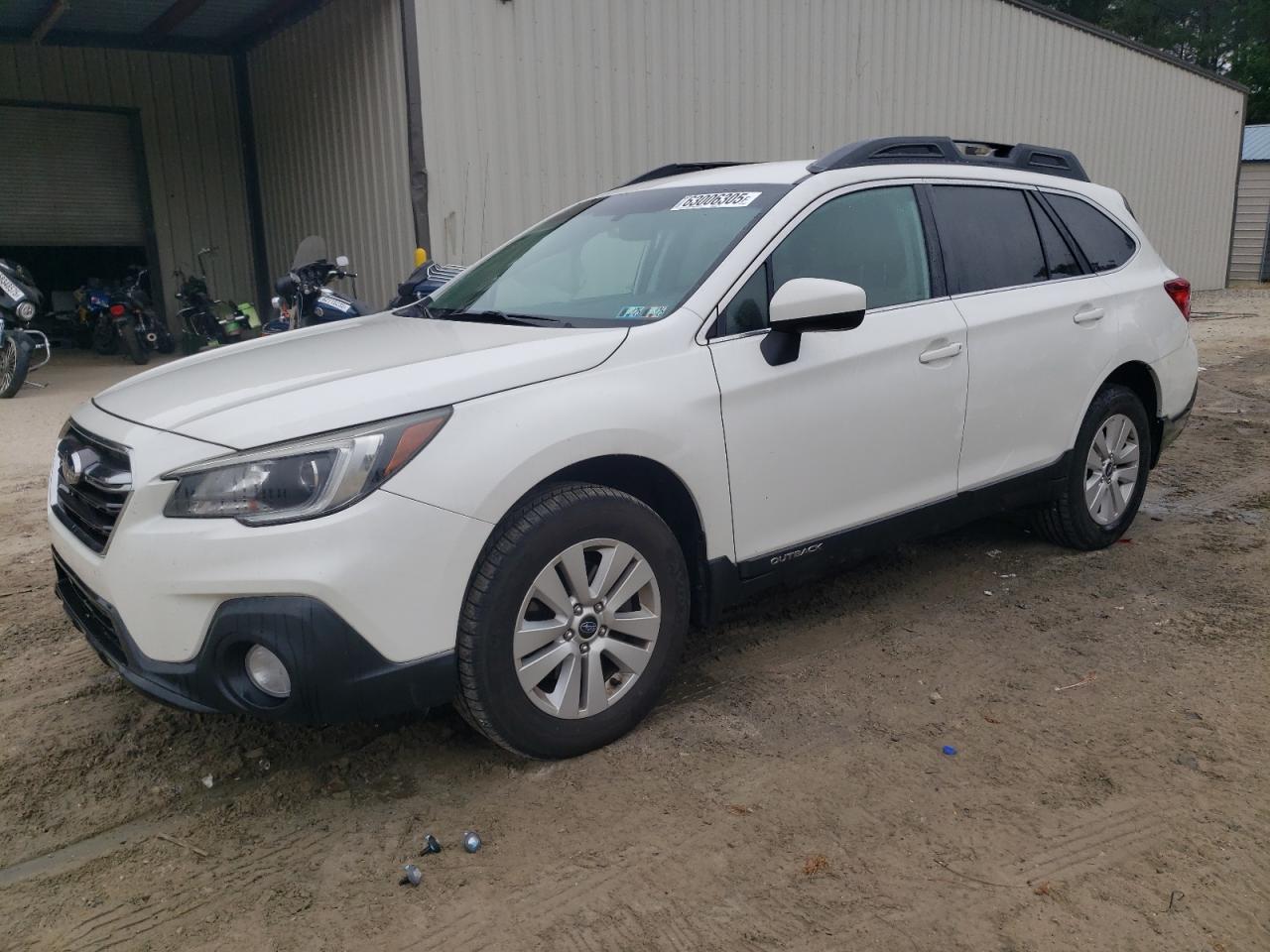 SUBARU OUTBACK 2. 2018