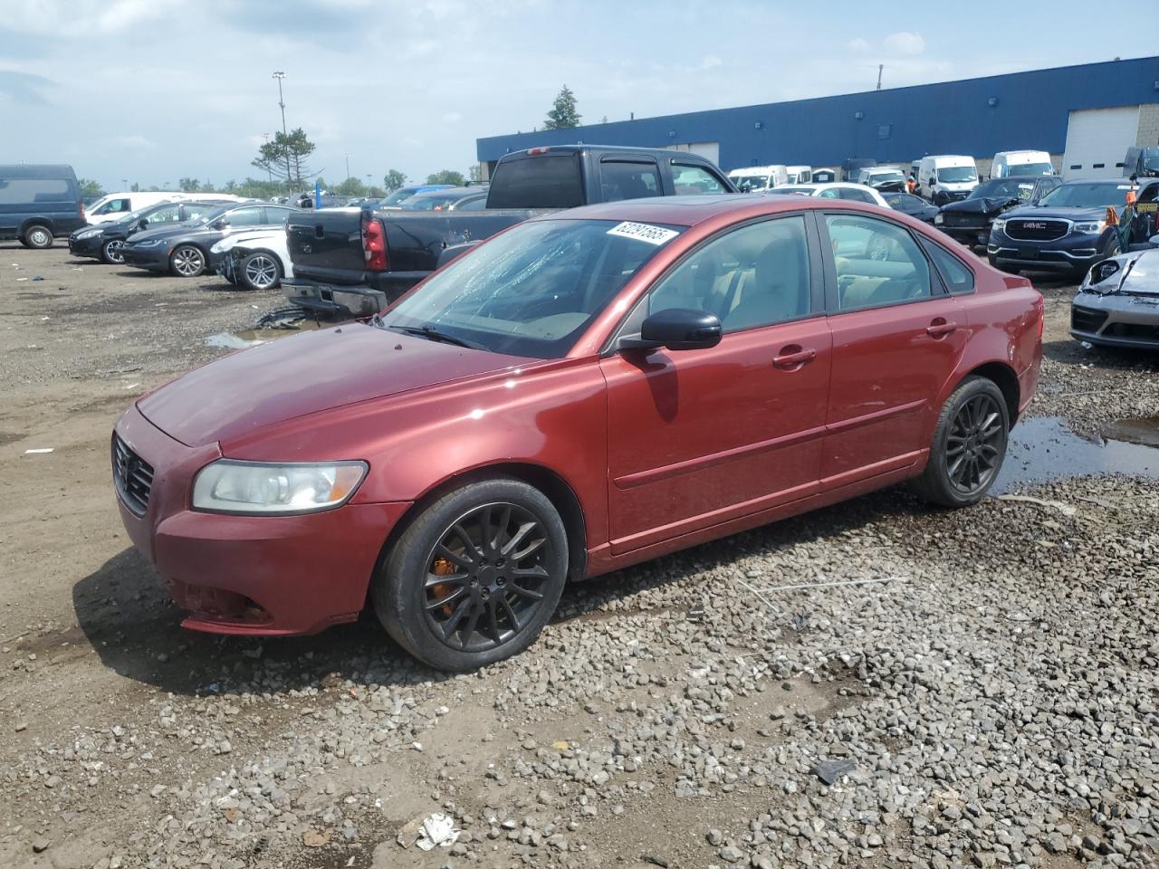 VOLVO S40 T5 2011