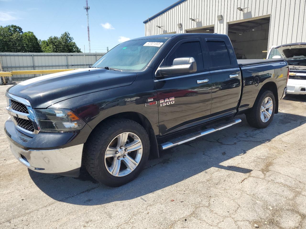 RAM 1500 SLT 2015