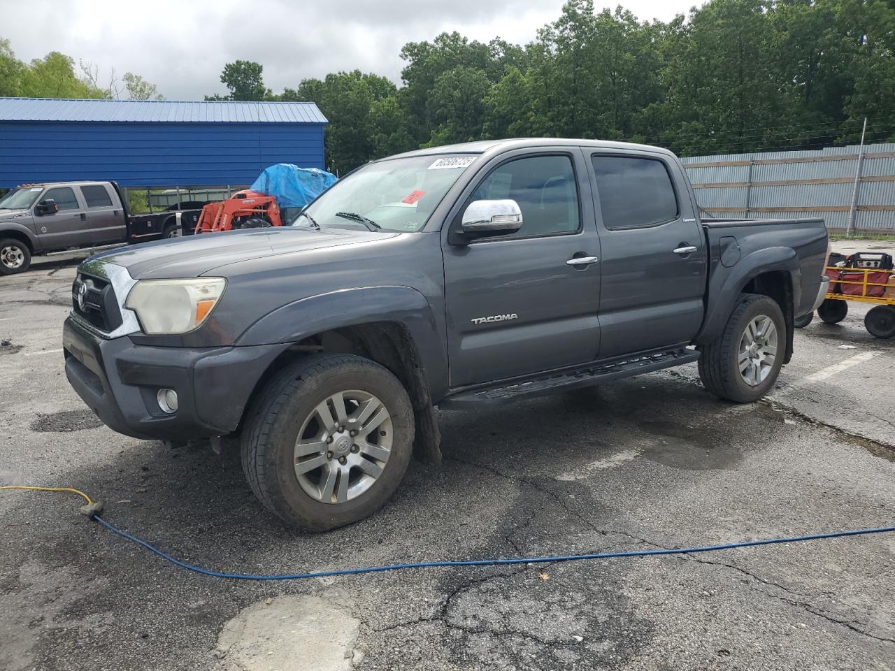 TOYOTA TACOMA DOU 2013