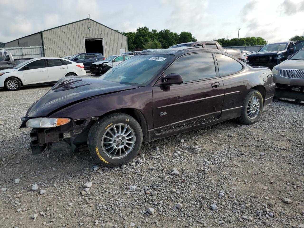PONTIAC GRAND PRIX 2002