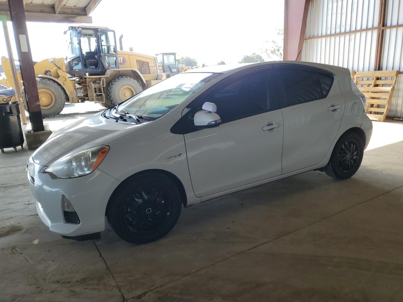 TOYOTA PRIUS C 2014