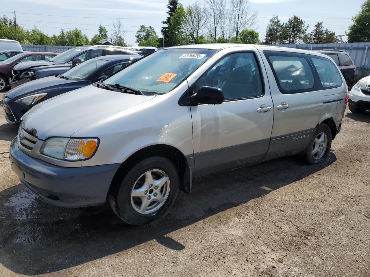 TOYOTA SIENNA CE 2002
