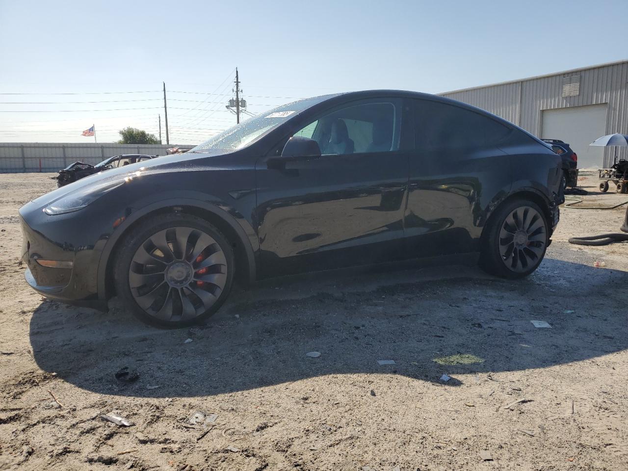 TESLA MODEL Y 2023