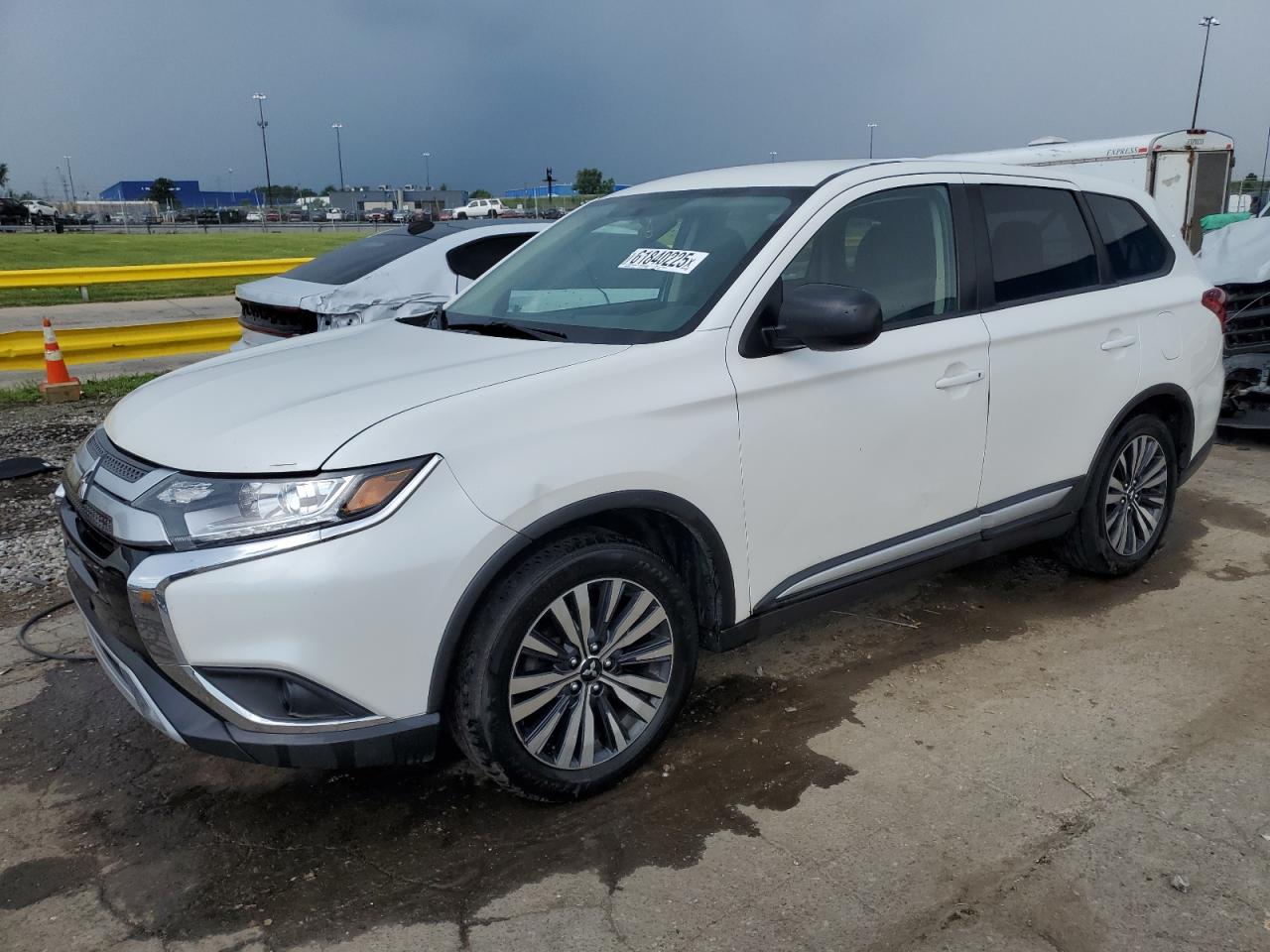 MITSUBISHI OUTLANDER 2020