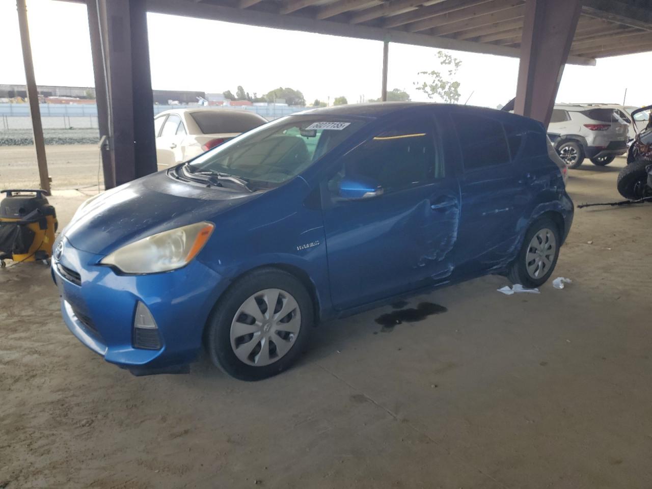 TOYOTA PRIUS C 2012