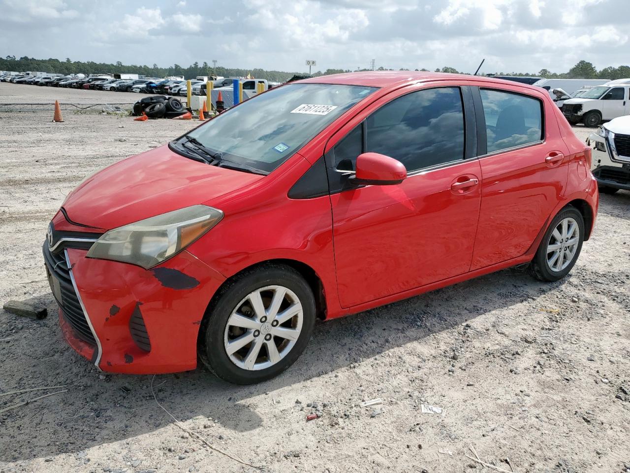 TOYOTA YARIS 2015