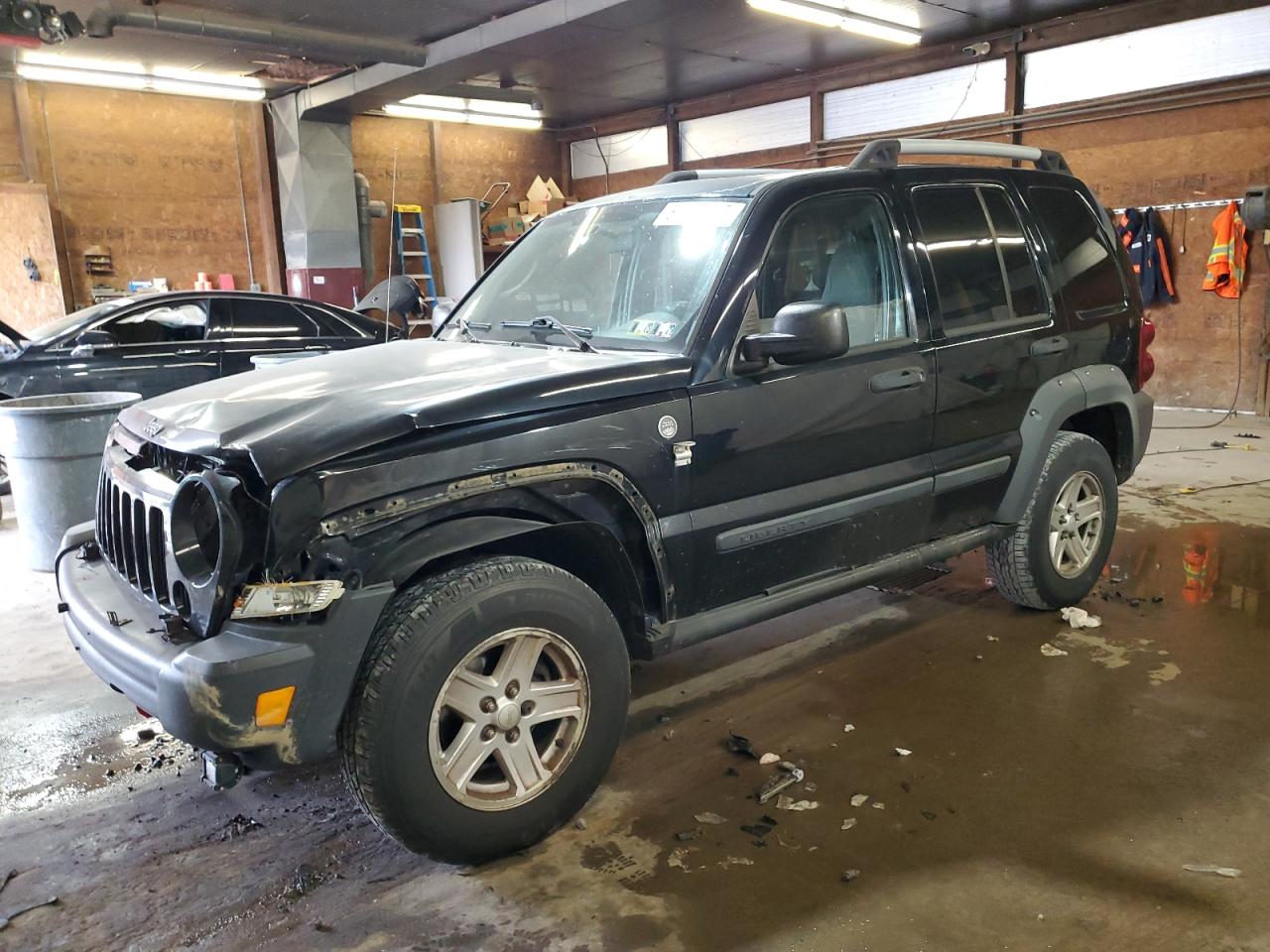 JEEP LIBERTY RE 2005