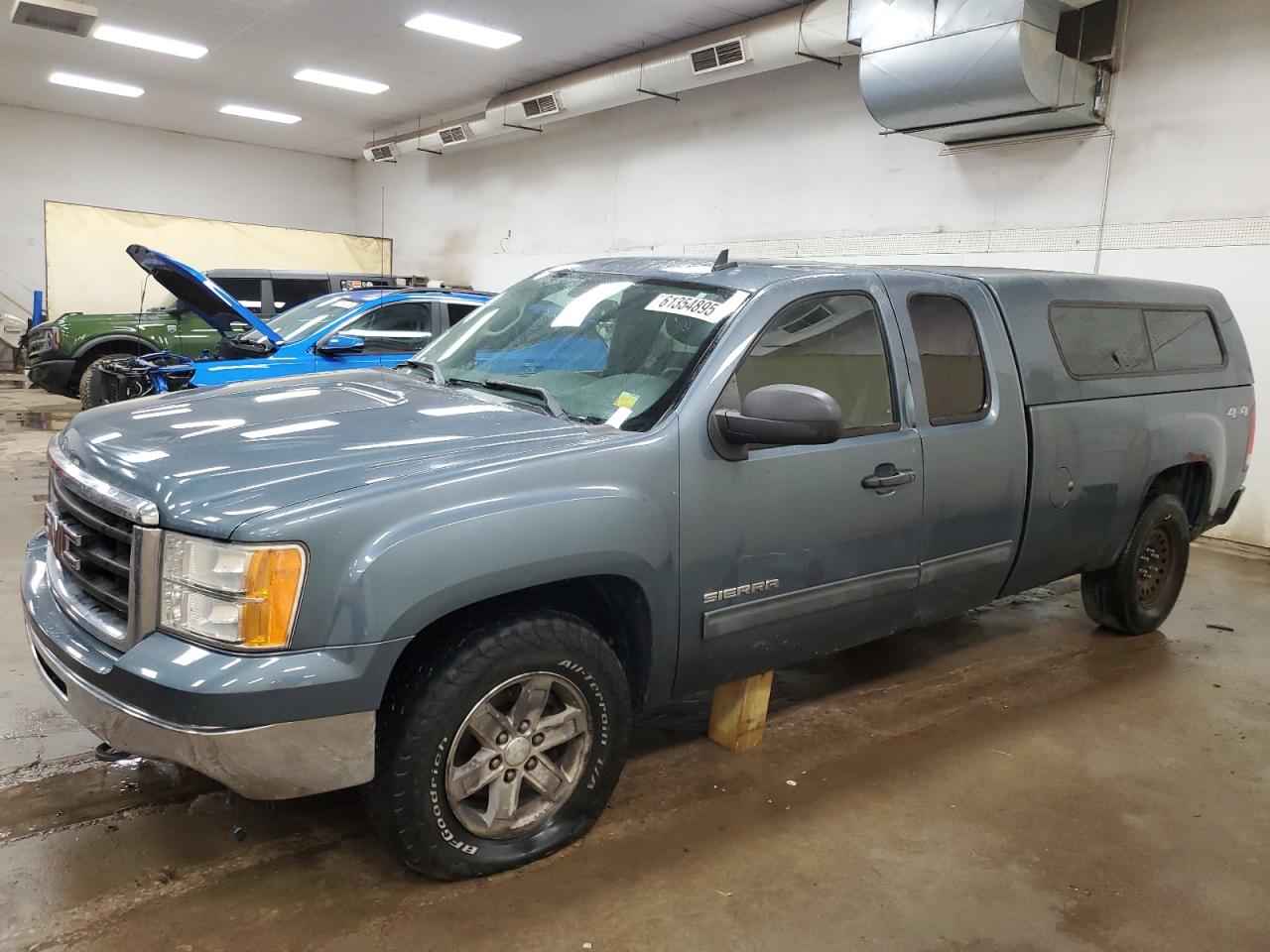 GMC SIERRA K15 2011