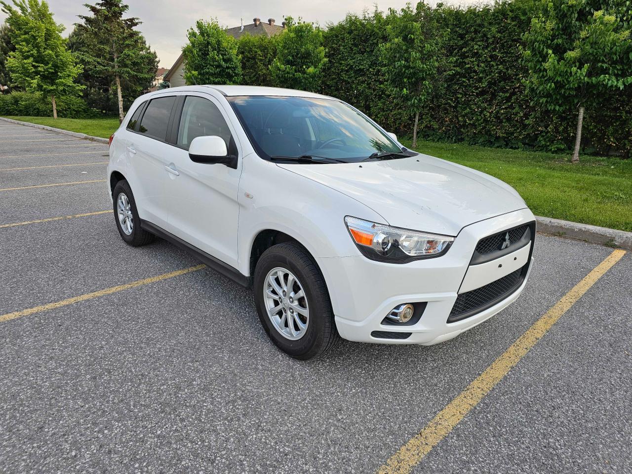 MITSUBISHI RVR SE 2012