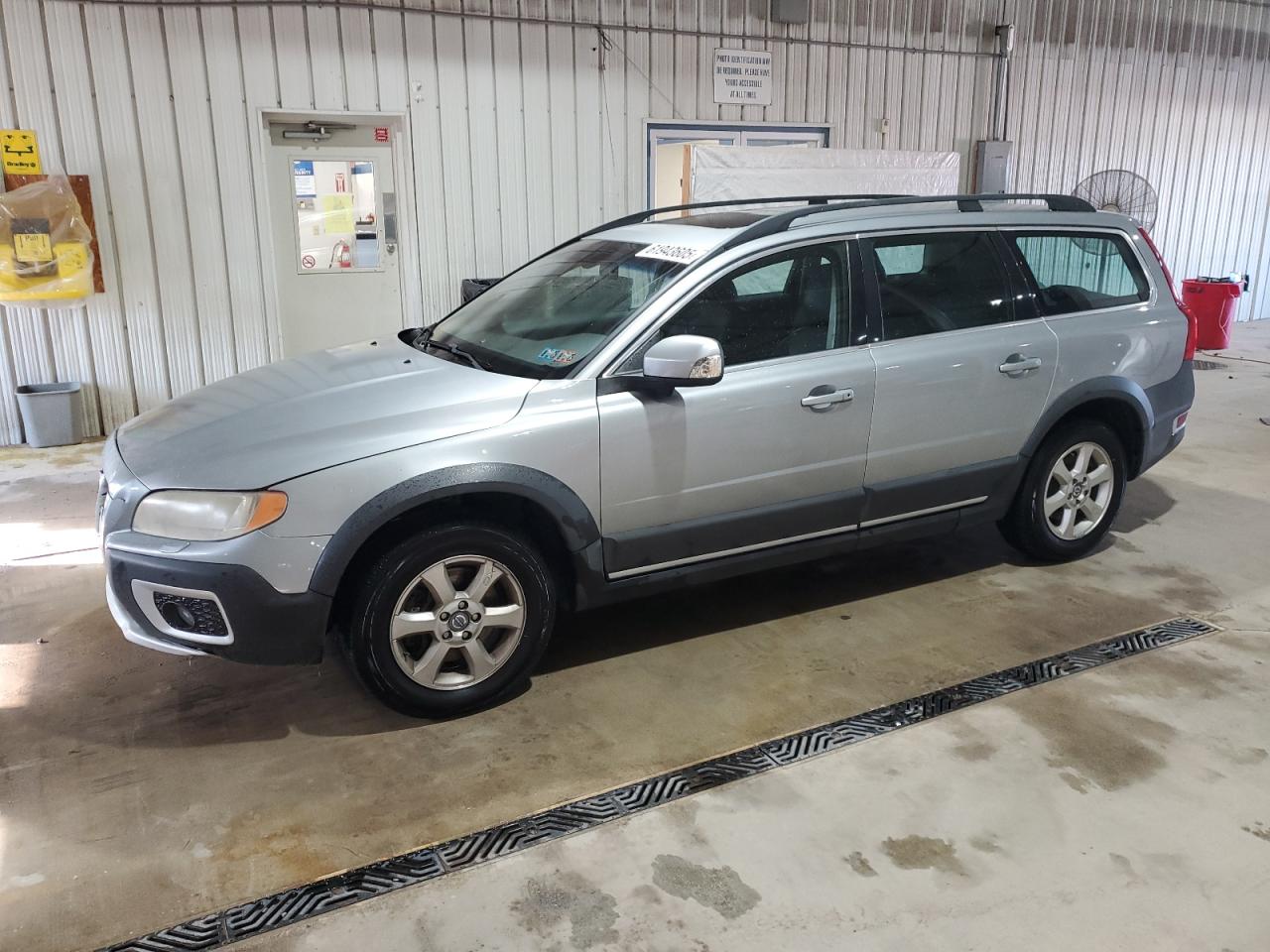 VOLVO XC70 3.2 2010