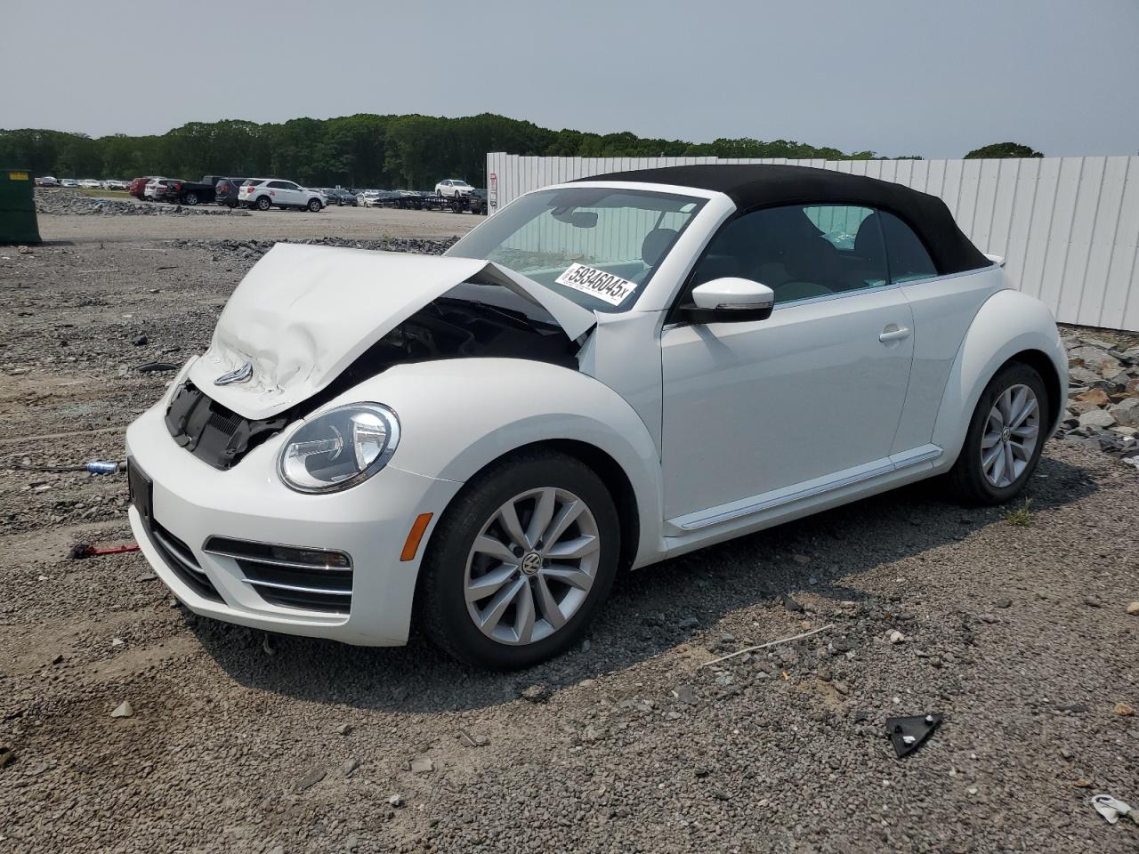VOLKSWAGEN BEETLE S/SE 2017