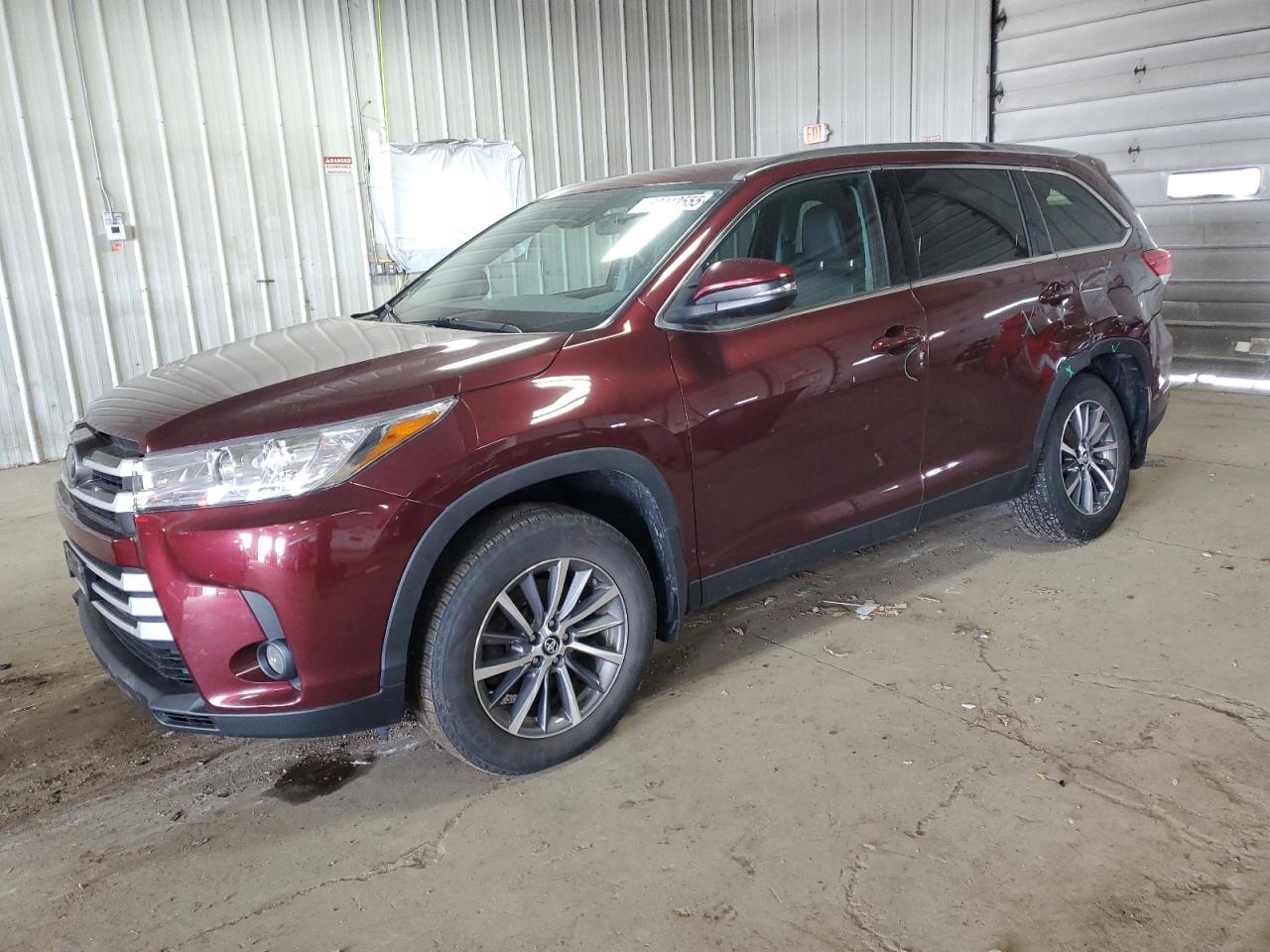 TOYOTA HIGHLANDER 2019