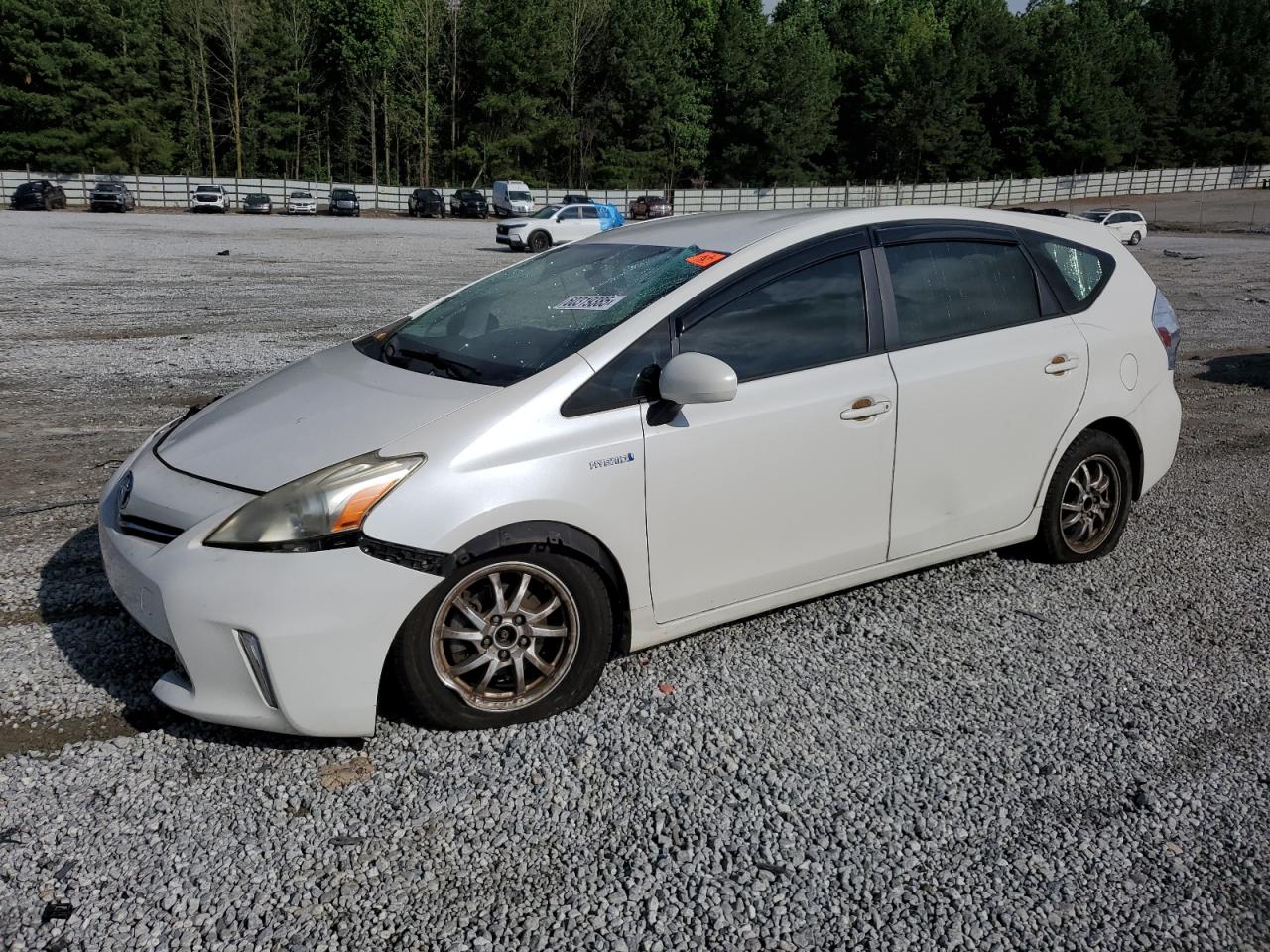 TOYOTA PRIUS V 2012