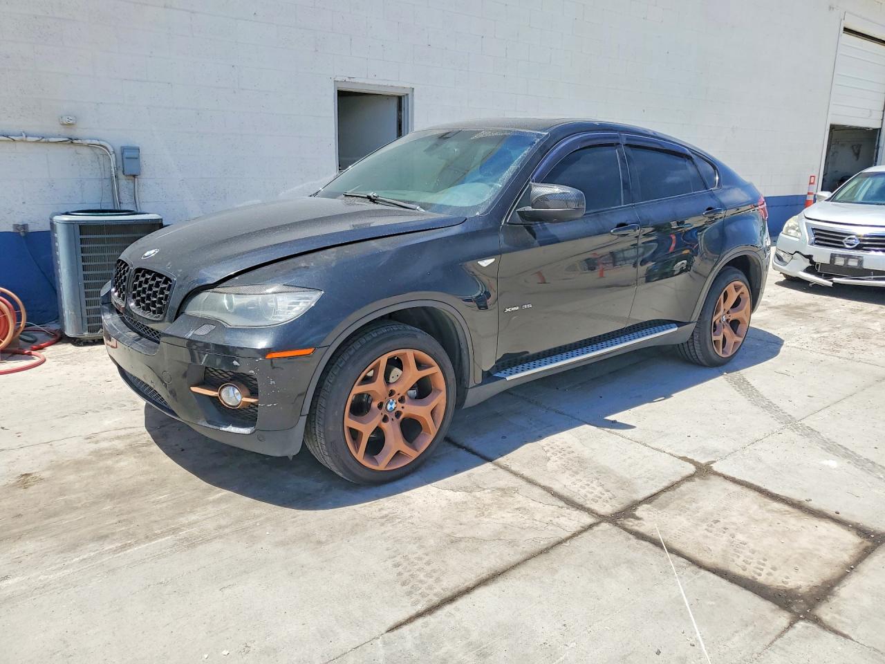 BMW X6 2011