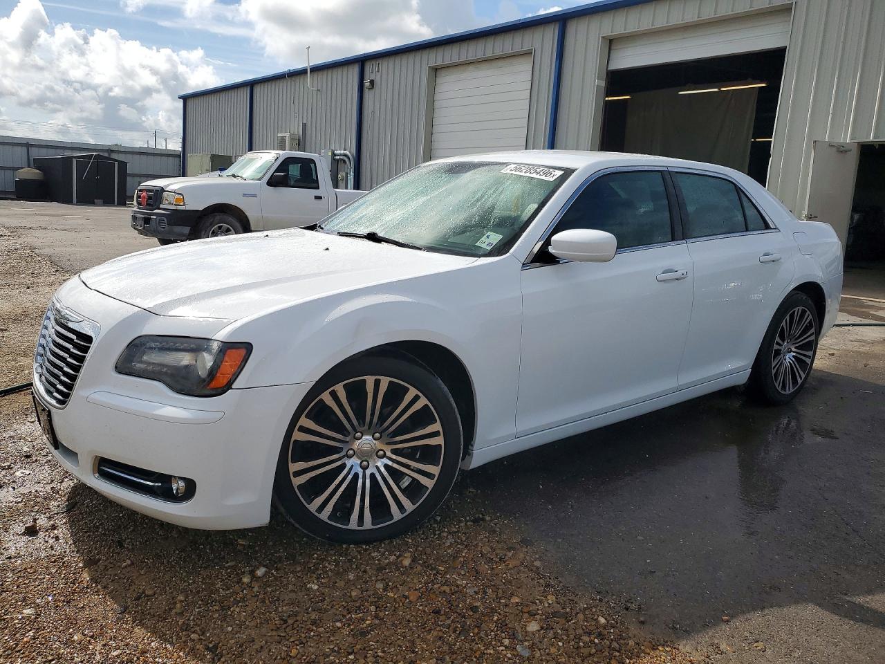CHRYSLER 300 2013